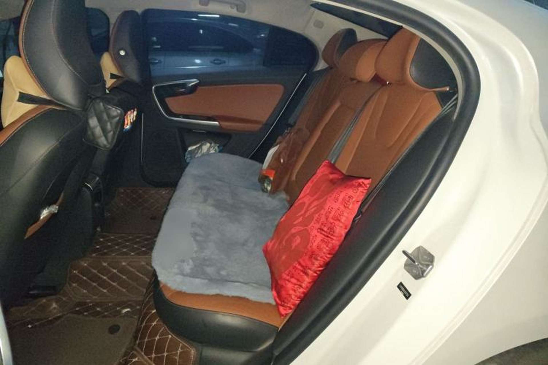 Used Volvo S60 2019 S60L Facelift T5 Intelligent Advanced Edition Left Rear Seat