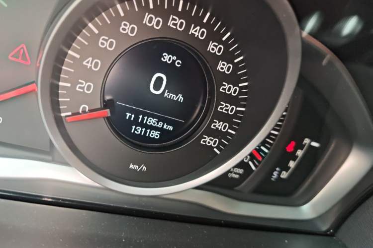 Used Volvo S60 2019 S60L Facelift T5 Intelligent Advanced Edition Odometer Close Up