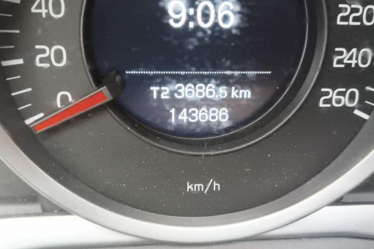 Used Volvo S60 2019 S60L Facelift T5 Intelligent Advanced Edition Odometer Close Up