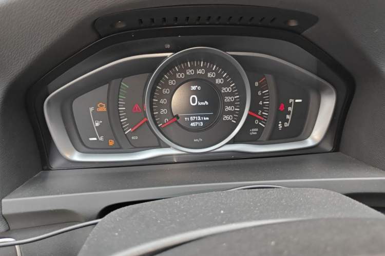 Used Volvo S60 2019 S60L Facelift T5 Intelligent Advanced Edition Odometer Close Up