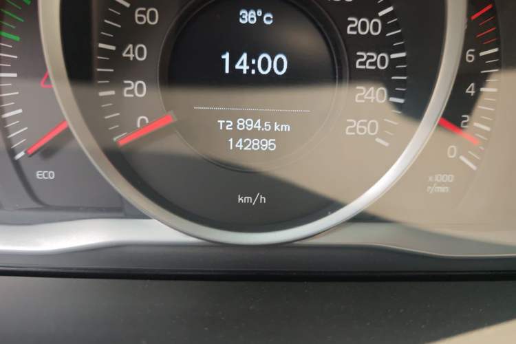 Used Volvo S60 2019 S60L Facelift T5 Intelligent Advanced Edition Odometer Close Up