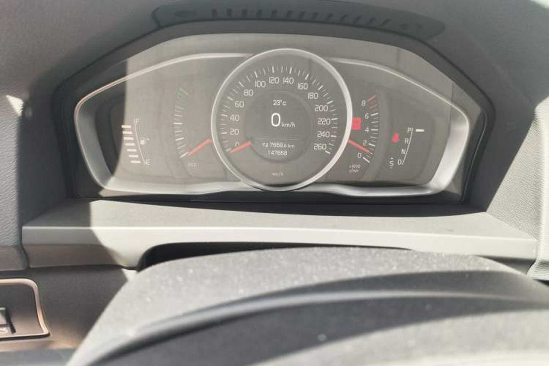 Used Volvo S60 2019 S60L T3 Intelligent Upgrade Edition Odometer Close Up