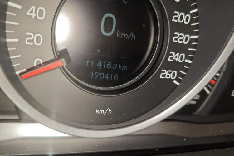 Used Volvo S60 2019 S60L Facelift T5 Intelligent Advanced Edition Odometer Close Up