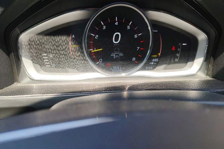 Used Volvo S60 2019 S60L Facelift T5 Smart Luxury Elite Edition Odometer Close Up