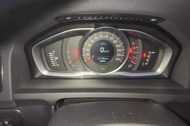Used Volvo S60 2019 S60L Facelift T5 Intelligent Advanced Edition Odometer Close Up