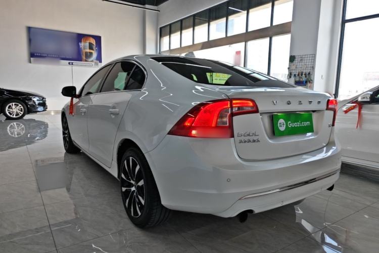 Used Volvo S60 2019 S60L T3 Intelligent Upgrade Edition Rear Left 45 Deg