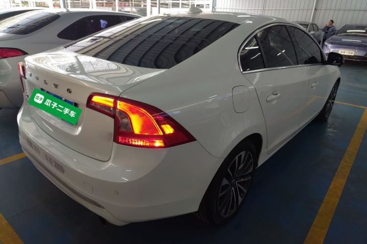 Used Volvo S60 2019 S60L T5 Smart Range Edition Rear Right 45 Deg