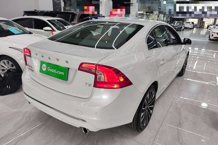 Used Volvo S60 2019 S60L T5 Smart Range Edition Rear Right 45 Deg