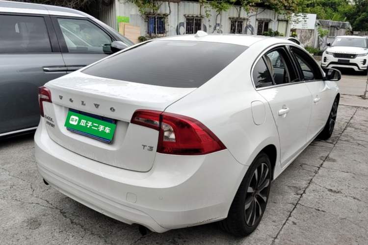 Used Volvo S60 2019 S60L T3 Intelligent Upgrade Edition Rear Right 45 Deg