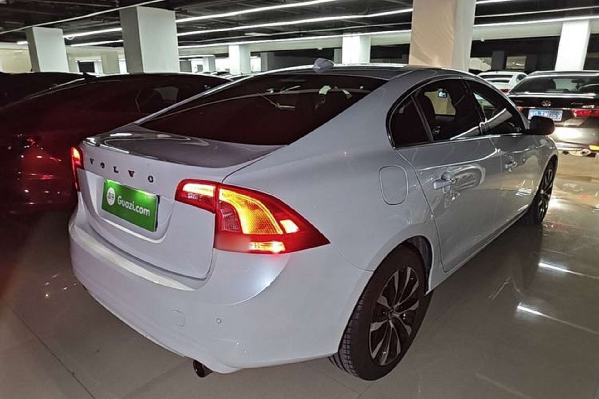 Used Volvo S60 2019 S60L T3 Intelligent Upgrade Edition Rear Right 45 Deg