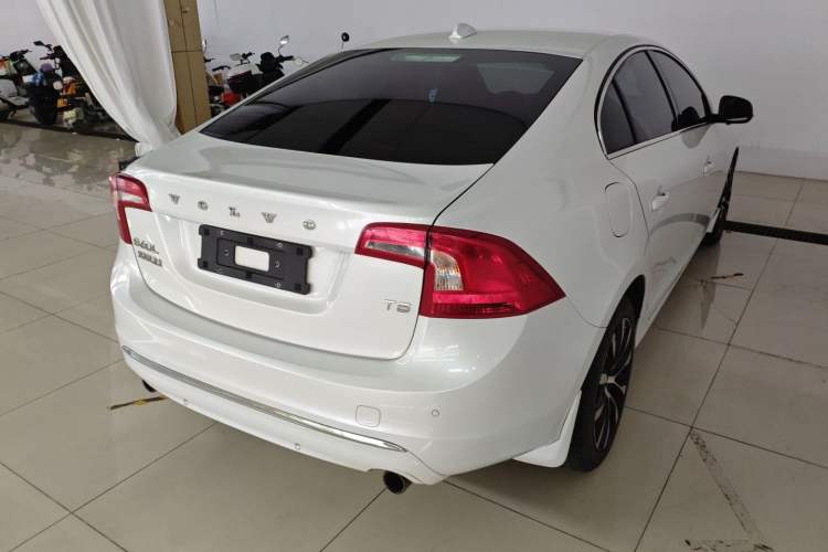Used Volvo S60 2019 S60L Facelift T5 Intelligent Advanced Edition Rear Right 45 Deg