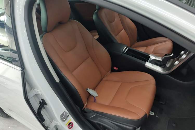 Used Volvo S60 2019 S60L T5 Smart Range Edition Right Front Seat