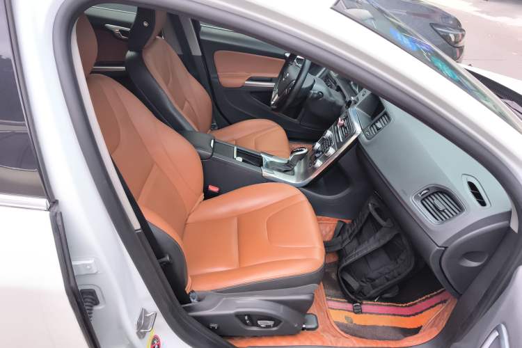 Used Volvo S60 2019 S60L Facelift T5 Intelligent Advanced Edition Right Front Seat