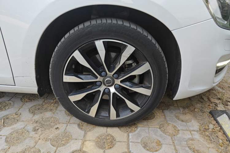 Used Volvo S60 2019 S60L Facelift T5 Intelligent Advanced Edition Right Front Wheel Hub