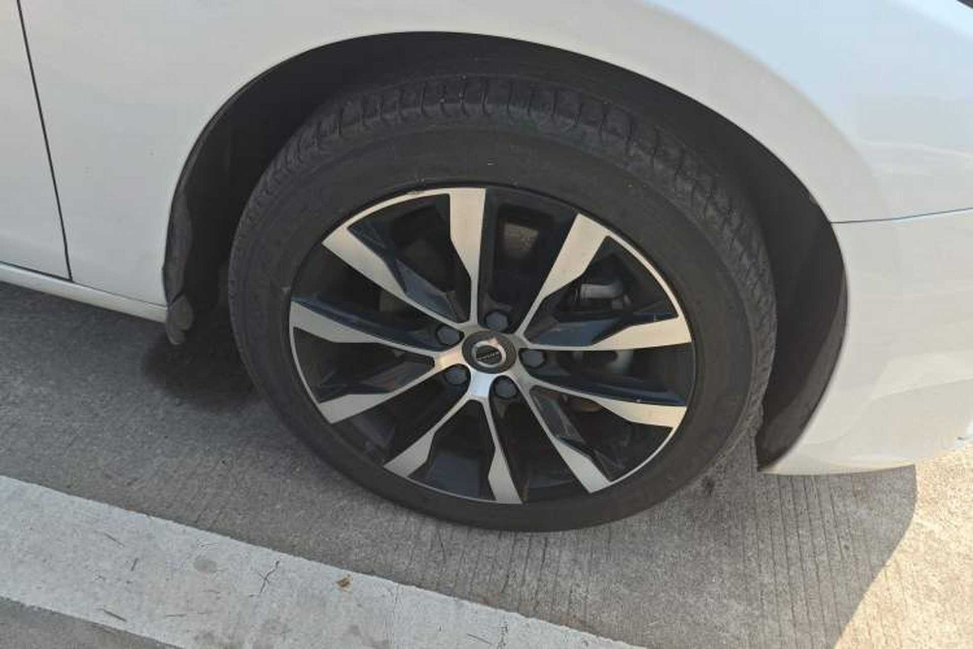 Used Volvo S60 2019 S60L T3 Intelligent Upgrade Edition Right Front Wheel Hub