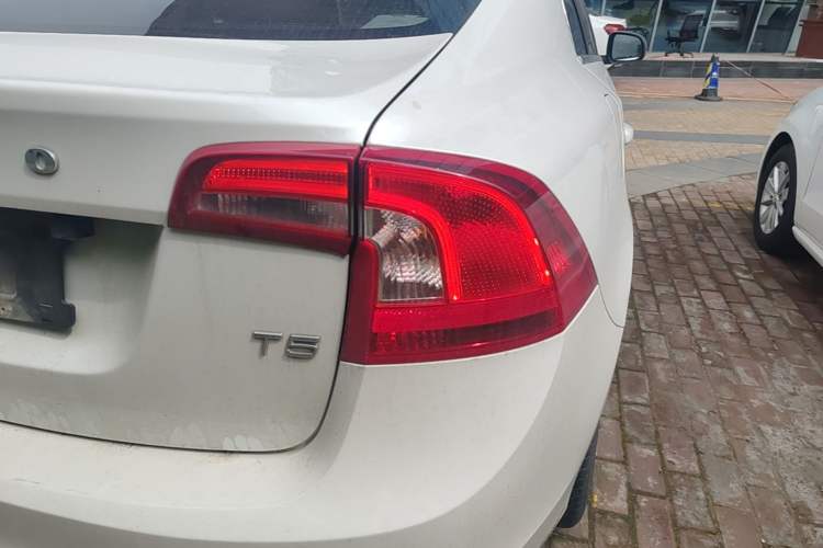 Used Volvo S60 2019 S60L Facelift T5 Intelligent Advanced Edition Right Rear Taillight