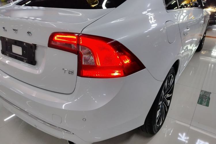 Used Volvo S60 2019 S60L T5 Smart Range Edition Right Rear Taillight