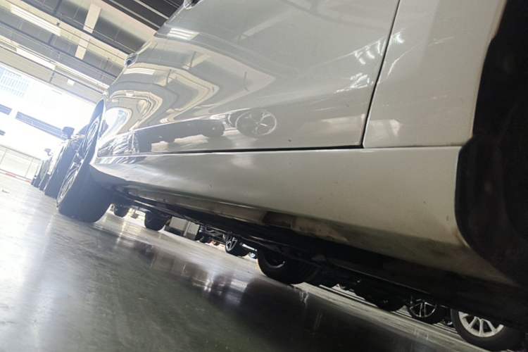 Used Volvo S60 2019 S60L T5 Smart Range Edition Right Side Sill