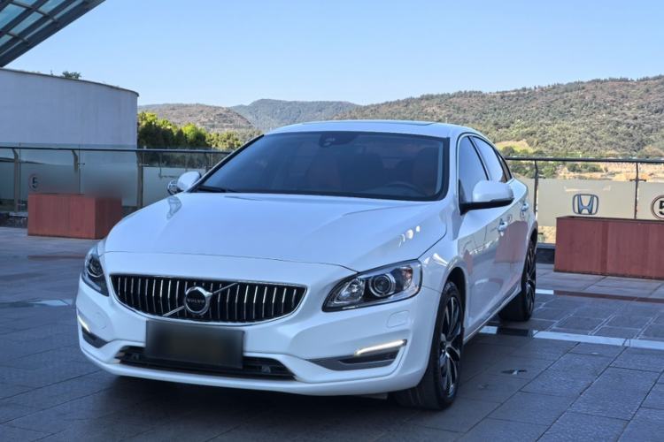 Used Volvo S60 2019 S60L Facelift T5 Intelligent Advanced Edition Guazi used car, China used car export, Used car for sale, Used cars, Cheapest cars for sale