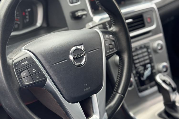 Used Volvo S60 2019 S60L Facelift T5 Intelligent Advanced Edition Steering Wheel