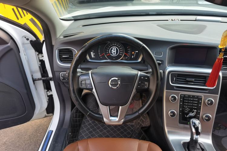 Used Volvo S60 2019 S60L Facelift T5 Intelligent Advanced Edition Steering Wheel