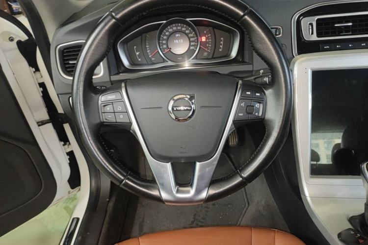 Used Volvo S60 2019 S60L Facelift T5 Intelligent Advanced Edition Steering Wheel