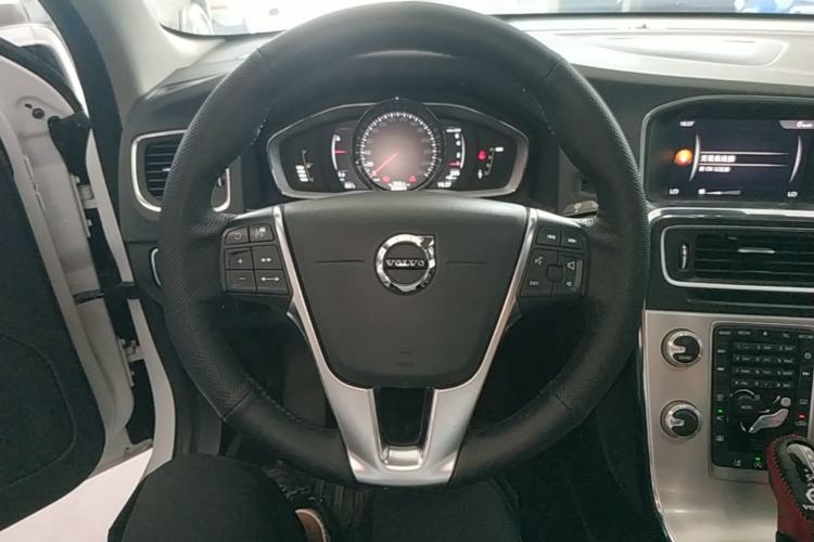Used Volvo S60 2019 S60L Facelift T5 Smart Luxury Elite Edition Steering Wheel