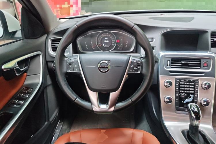 Used Volvo S60 2019 S60L Facelift T5 Intelligent Advanced Edition Steering Wheel