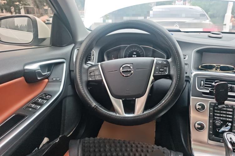 Used Volvo S60 2019 S60L Facelift T5 Intelligent Advanced Edition Steering Wheel