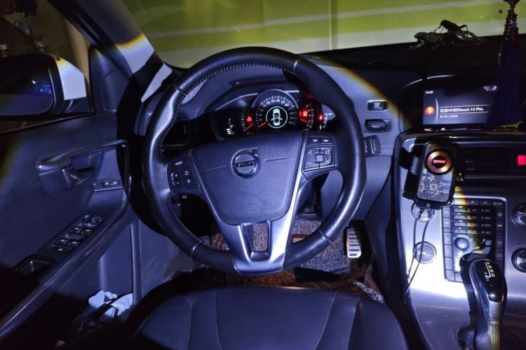 Used Volvo S60 2019 S60L Facelift T5 Intelligent Advanced Edition Steering Wheel
