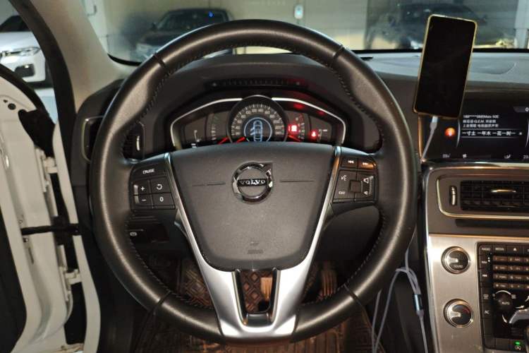 Used Volvo S60 2019 S60L Facelift T5 Intelligent Advanced Edition Steering Wheel