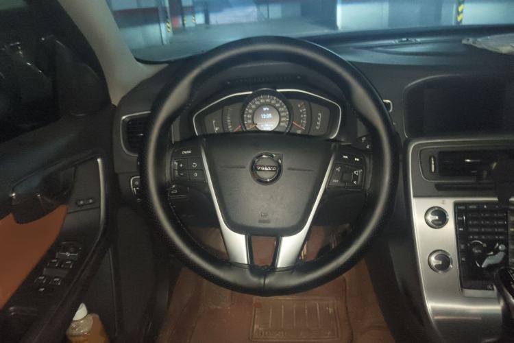 Used Volvo S60 2019 S60L Facelift T5 Intelligent Advanced Edition Steering Wheel