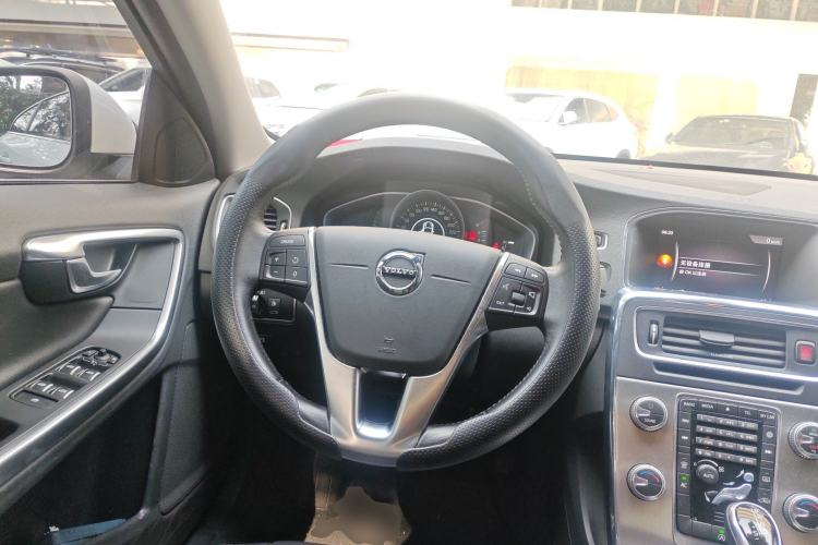 Used Volvo S60 2019 S60L Facelift T5 Intelligent Advanced Edition Steering Wheel