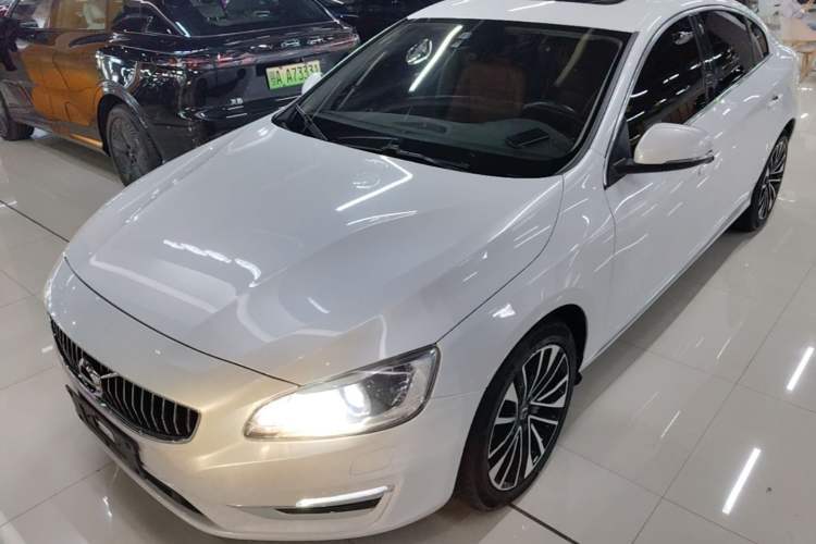 Used Volvo S60 2019 S60L T5 Smart Range Edition Guazi used car, China used car export, Used car for sale, Used  cars, Cheapest cars for sale
