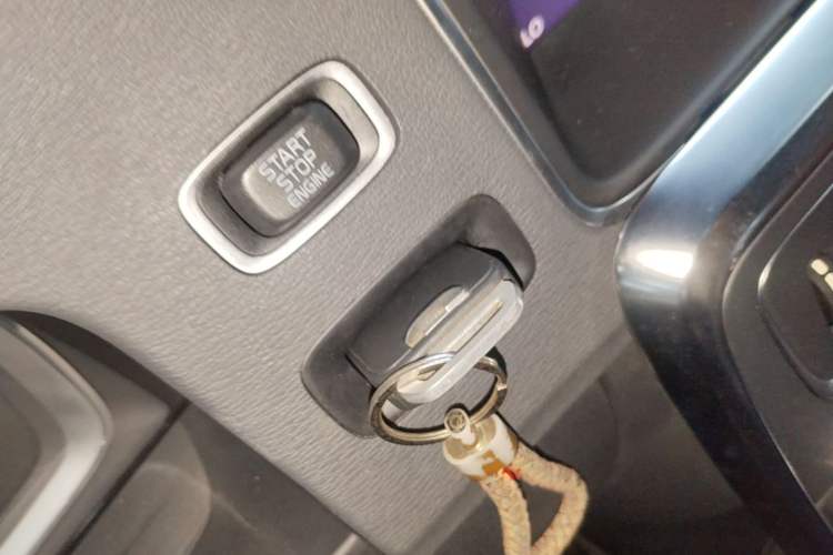 Used Volvo S60 2019 S60L T5 Smart Range Edition Vehicle Key