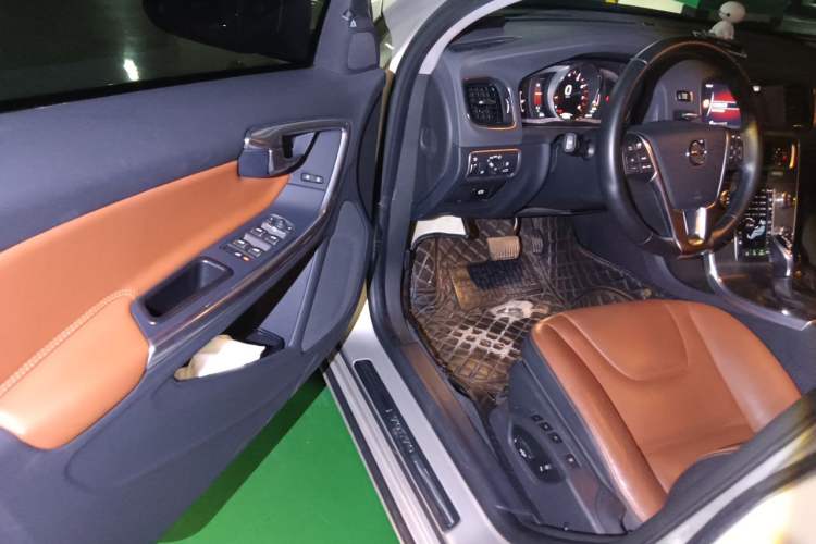 Used Volvo S60 2019 S60L Facelift T5 Smart Luxury Elite Edition Driver Seat