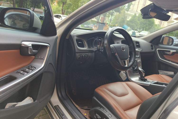 Used Volvo S60 2019 S60L T5 Smart Range Edition Driver Seat