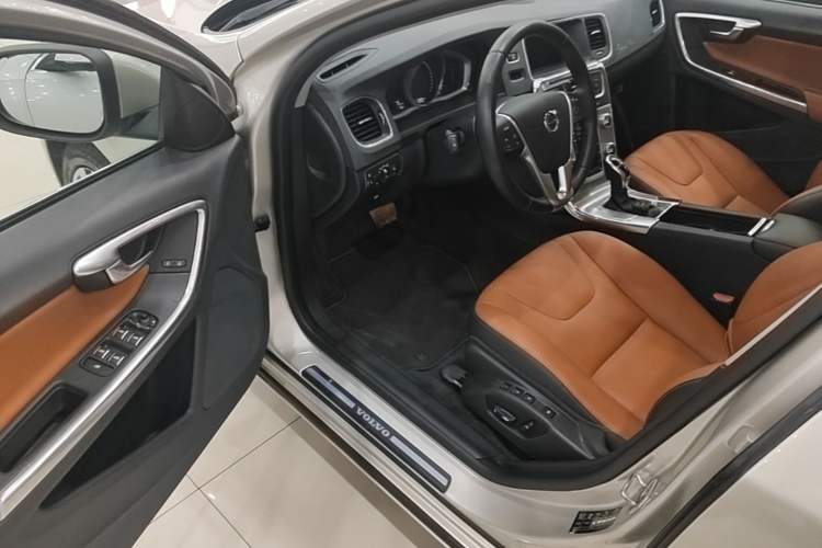 Used Volvo S60 2019 S60L Facelift T5 Intelligent Advanced Edition Driver Seat