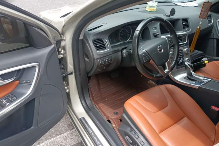 Used Volvo S60 2019 S60L Facelift T5 Intelligent Advanced Edition Driver Seat