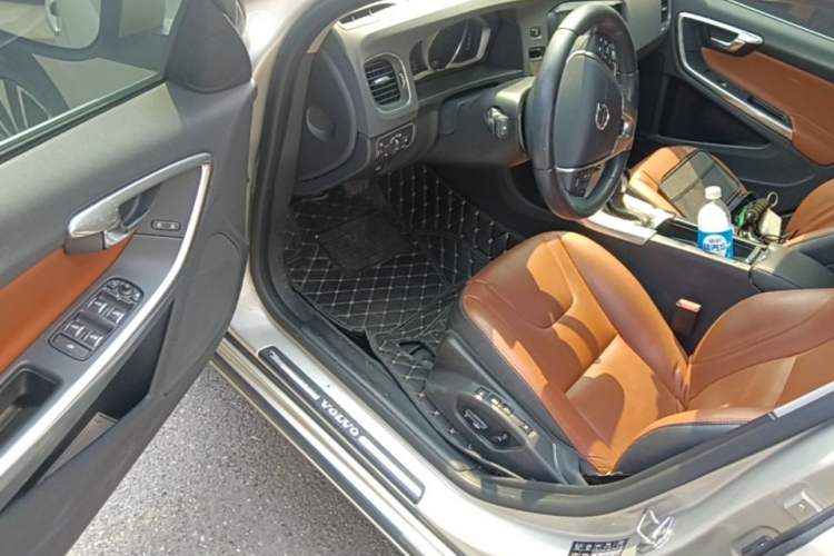 Used Volvo S60 2019 S60L T5 Smart Range Edition Driver Seat