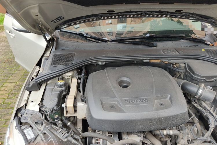Used Volvo S60 2019 S60L T5 Smart Range Edition Engine Bay Right