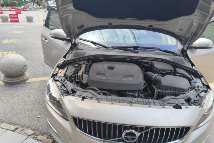 Used Volvo S60 2019 S60L T3 Intelligent Upgrade Edition Engine Bay Right