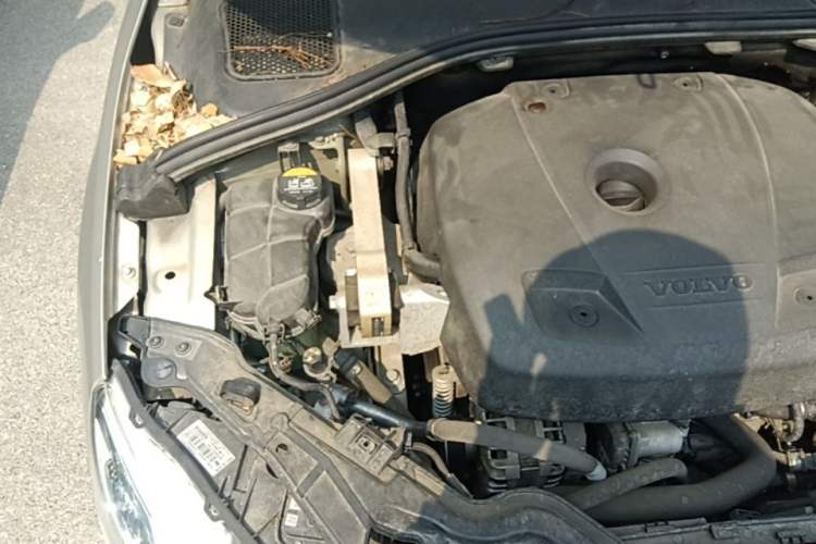 Used Volvo S60 2019 S60L T5 Smart Range Edition Engine Bay Right