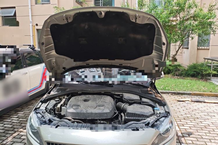 Used Volvo S60 2019 S60L T3 Intelligent Upgrade Edition Engine Bay