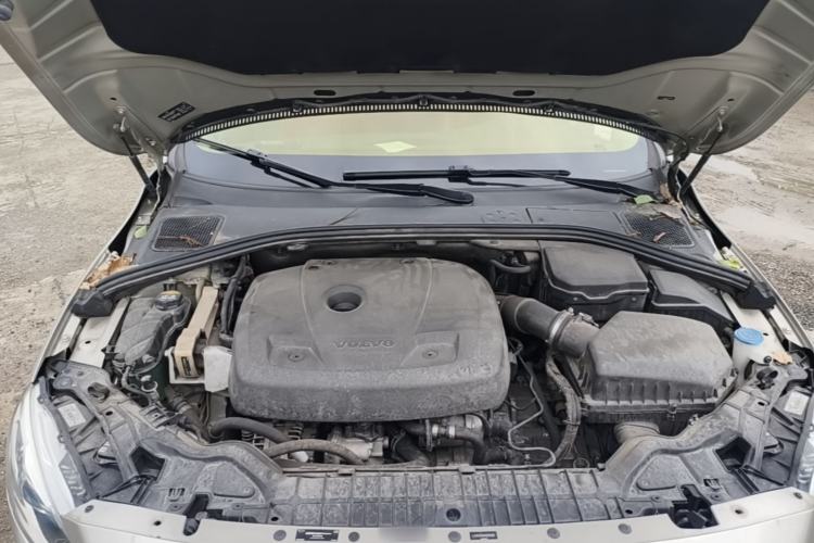 Used Volvo S60 2019 S60L T5 Smart Range Edition Engine Bay