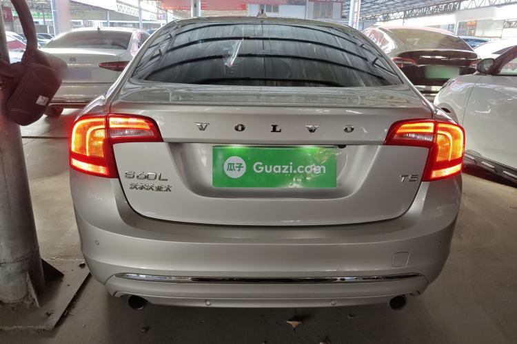 Used Volvo S60 2019 S60L T5 Smart Range Edition Exterior 4