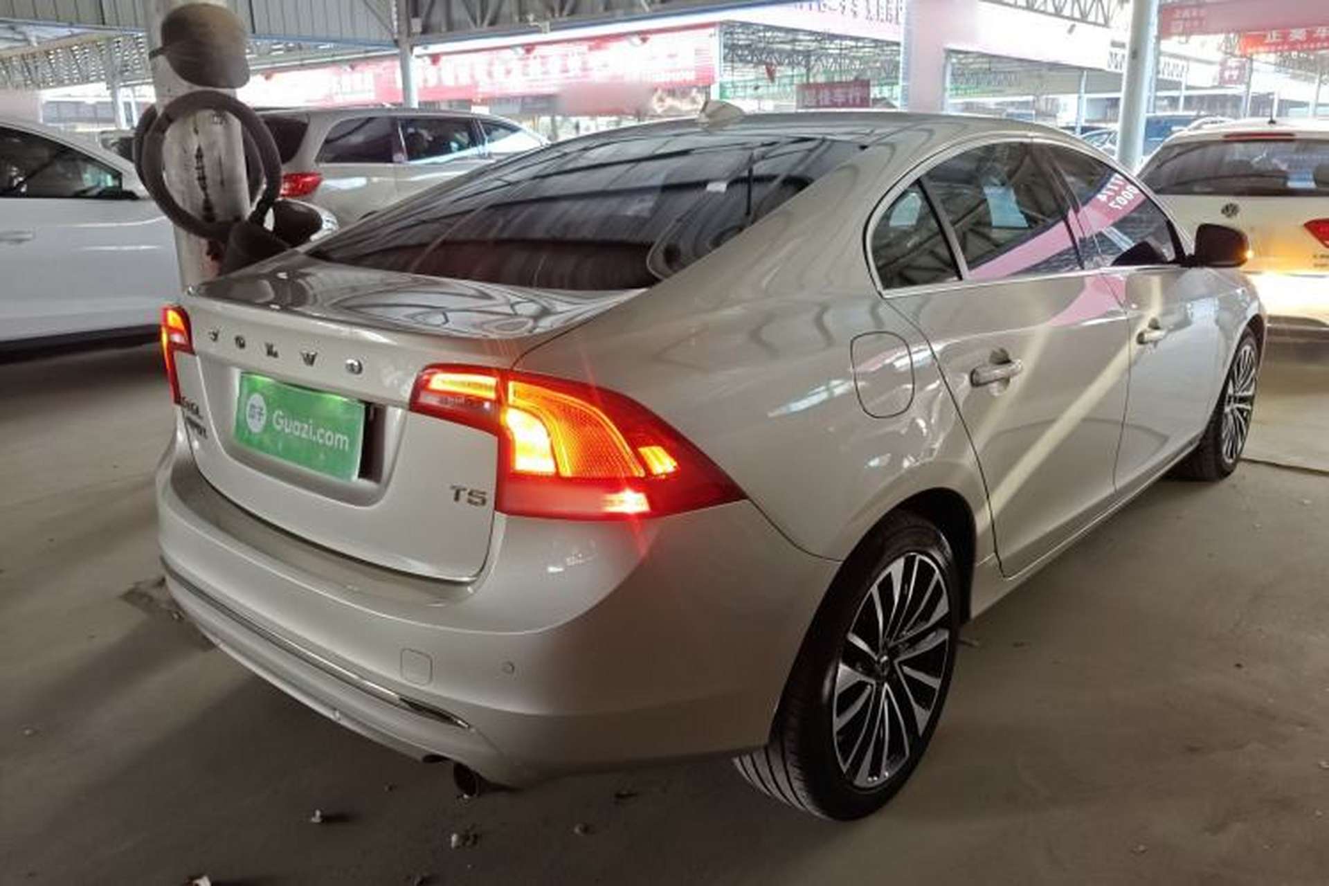 Used Volvo S60 2019 S60L T5 Smart Range Edition Exterior 5