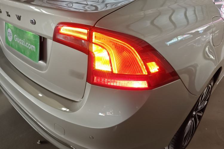 Used Volvo S60 2019 S60L T5 Smart Range Edition Exterior 6