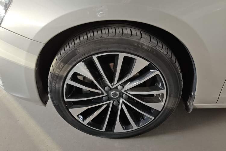 Used Volvo S60 2019 S60L T5 Smart Range Edition Exterior 7