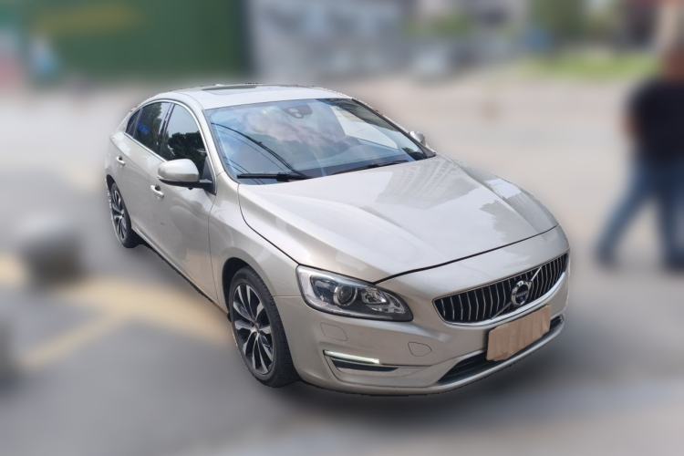Used Volvo S60 2019 S60L T3 Intelligent Upgrade Edition Front Right 45 Deg